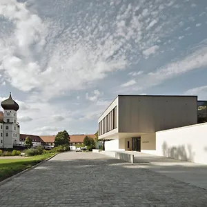 https://schloss-hohenkammer.com-bavaria.com